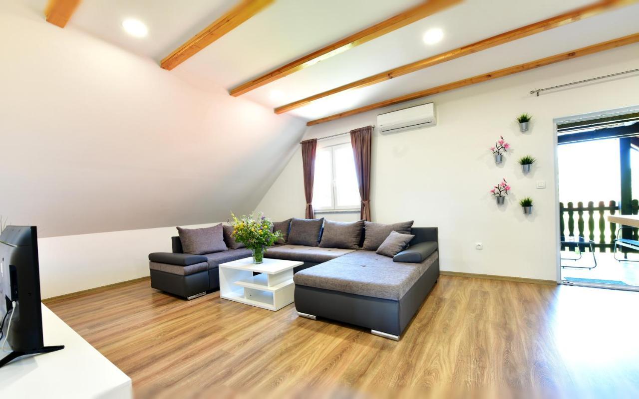 Apartman Vito Saborsko Ngoại thất bức ảnh